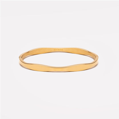Wavy Bangle